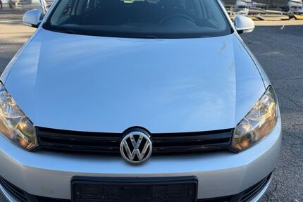 VW Golf 218.770 km 4.300 &euro; München 80993