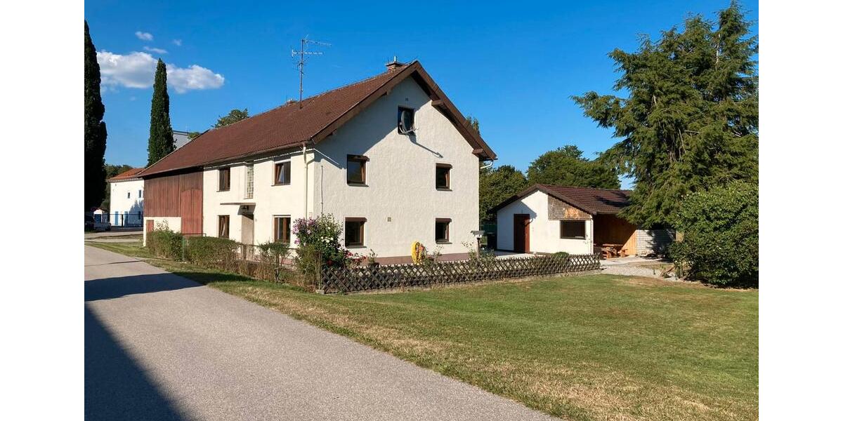 Etagenwohnung Pfarrkirchen - 7 Zimmer, 180 m&sup2;, 1.500&euro; | Angebot:26368933