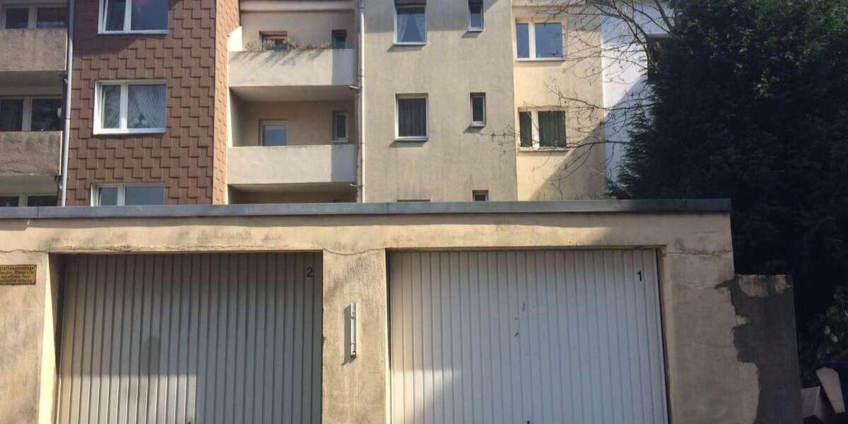 Garagen / Stellplätze Essen Holsterhausen - 95&euro; | Angebot:26832693