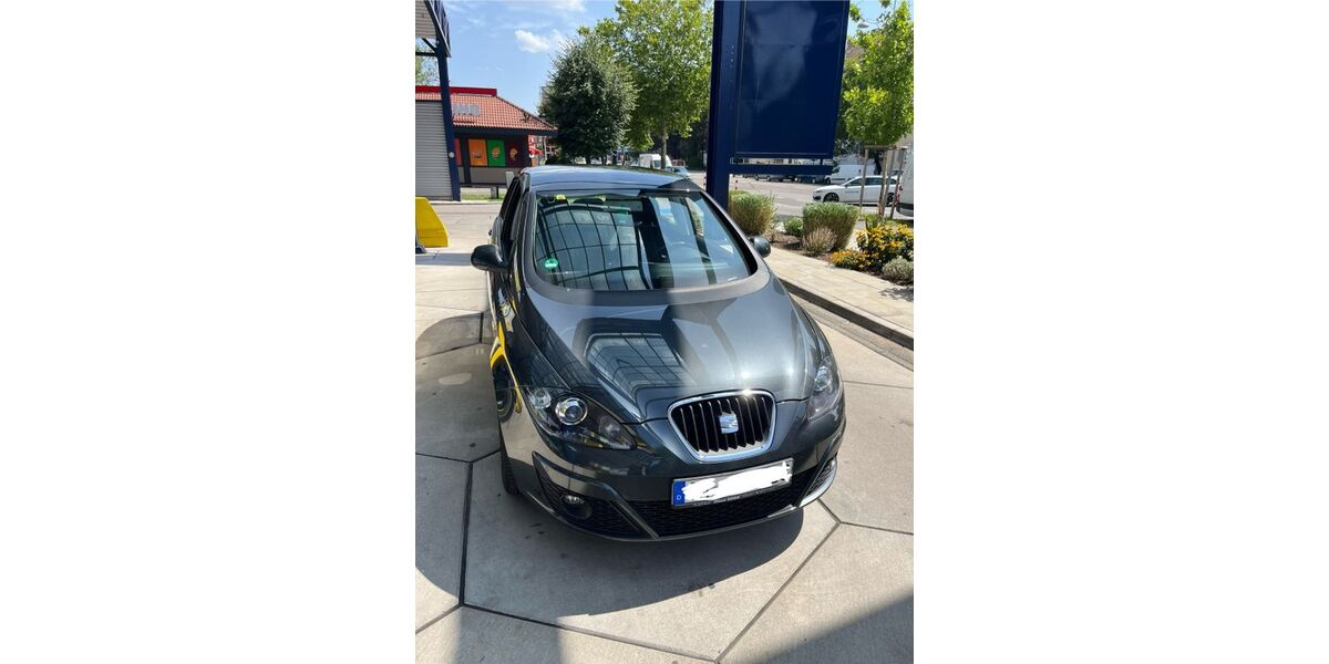 Seat Altea 82.000 km 6.500 &euro; München 81241