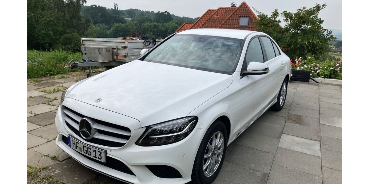 Mercedes-Benz C 200 61.000 km 22.699 &euro; Vlotho 32602
