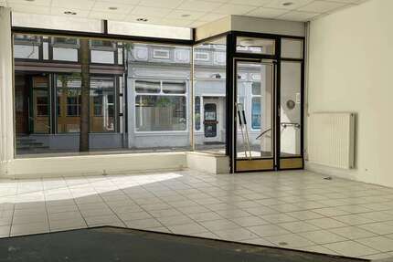 Haus zum Mieten in Osterode 900 € 1 m²