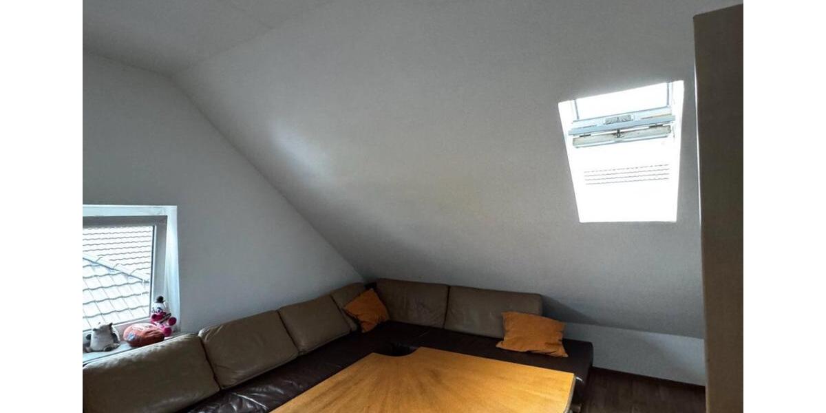 Dachgeschoßwohnung Höpfingen - 2.5 Zimmer, 60 m&sup2;, 600&euro; | Angebot:26525462