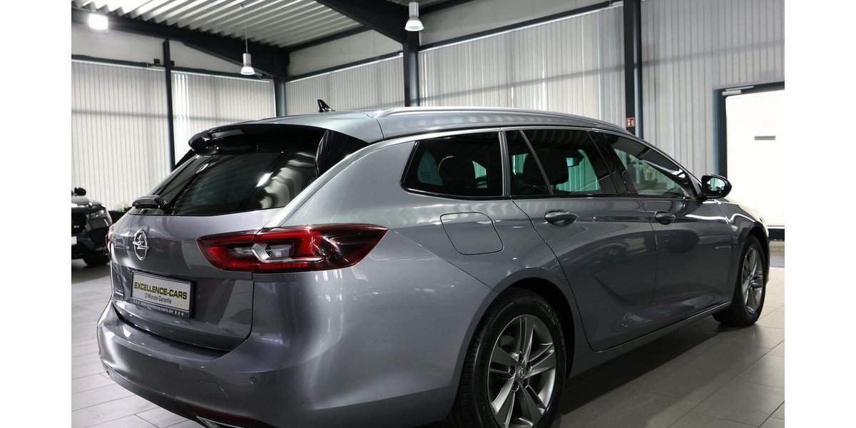 Opel Insignia ST 2.0 D ELEGANCE PANORAMA, MATRIX-LED 125.000 km 15.881 &euro; Hamm 59077