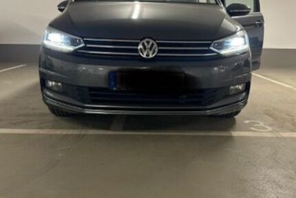 VW Touran 86.500 km 22.500 € Bremen 28279