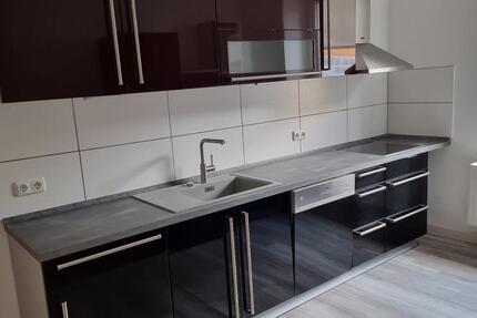 Zwei – Zimmer Wohnung mit großzügiger Einbauküche zu vermieten 2 zimmer