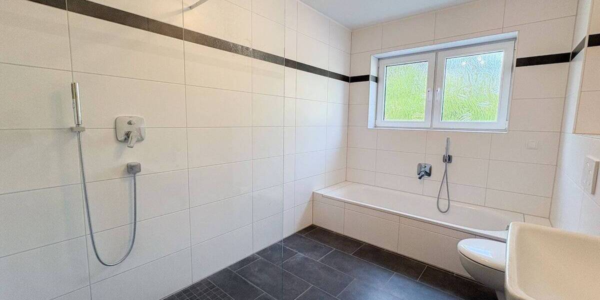 Etagenwohnung Bad Neuenahr-Ahrweiler Bad Neuenahr - 3 Zimmer, 88 m&sup2;, 986&euro; | Angebot:26798574