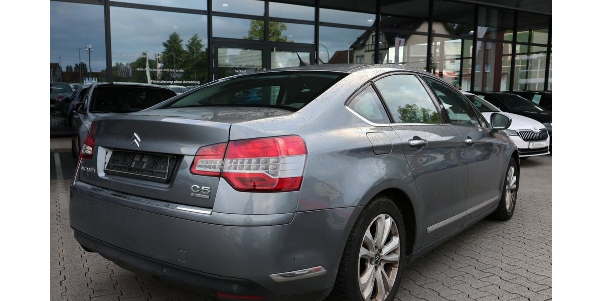 Citroen C5 2.0 HDI EXCLUSIVE / LEDER / NAVI+ 180.000 km 4.402 &euro; Hamm 59077