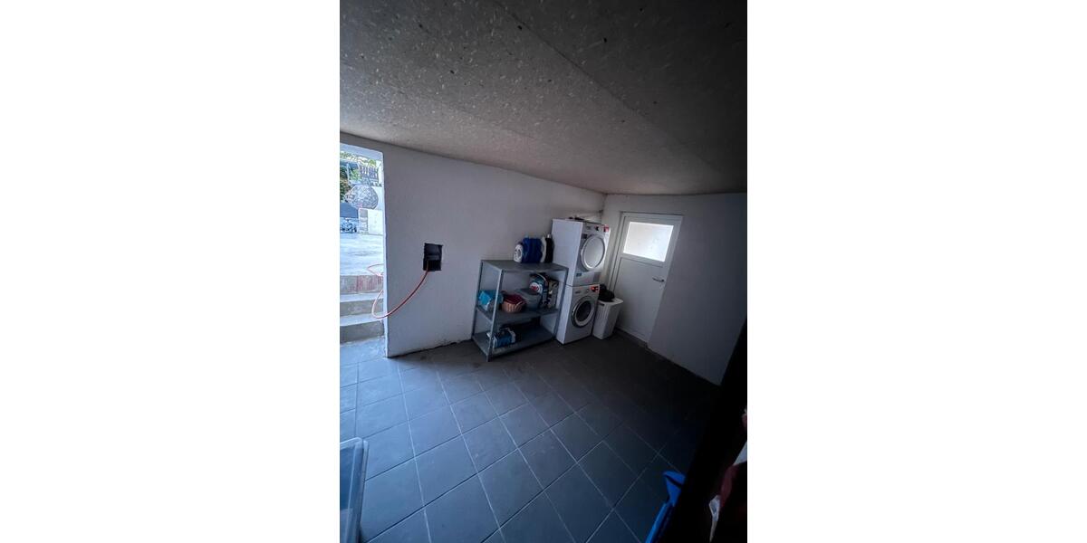 Erdgeschoßwohnung Ingelheim am Rhein - 4 Zimmer, 110 m&sup2;, 1.700&euro; | Angebot:26305453