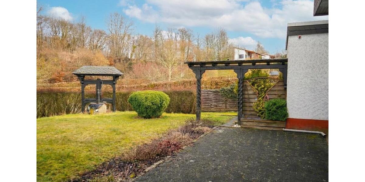Einfamilienhaus Hillesheim - 7 Zimmer, 219 m&sup2;, 389.000&euro; | Angebot:26963953