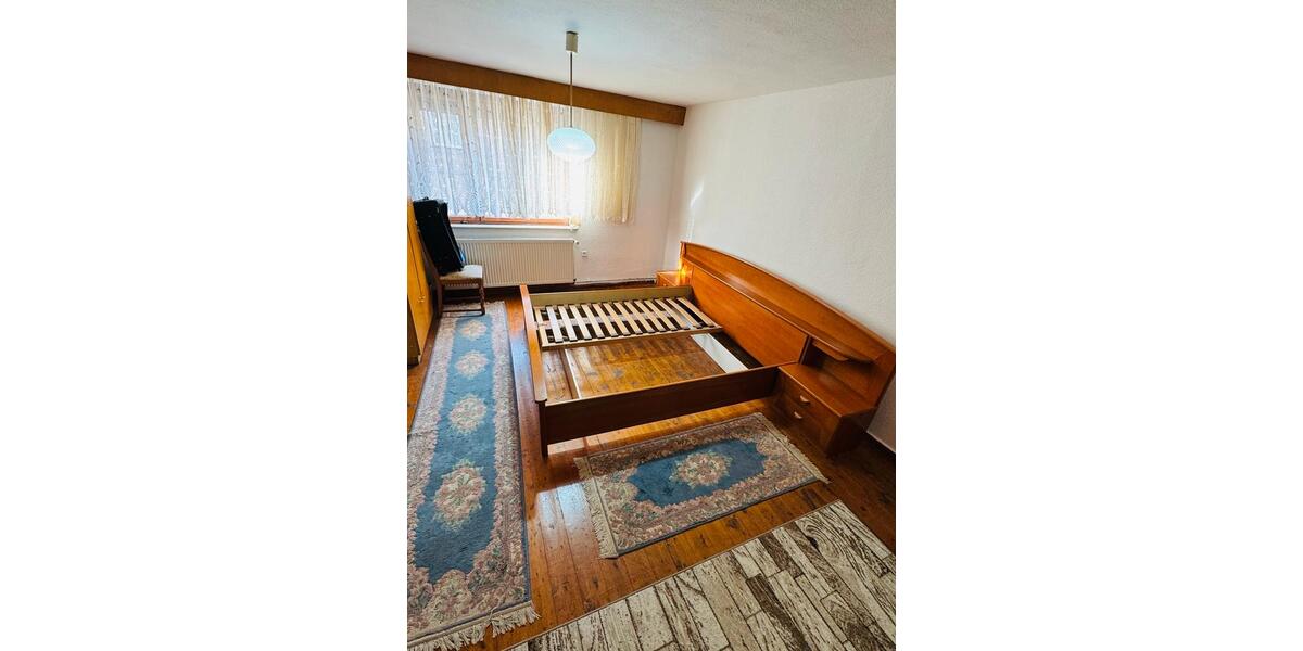 Einfamilienhaus Amt Creuzburg - 8 Zimmer, 188 m&sup2;, 80.000&euro; | Angebot:26363281