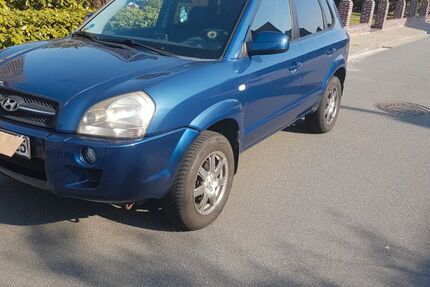 Hyundai TUCSON 213.900 km 4.600 &euro; Schortens 26419
