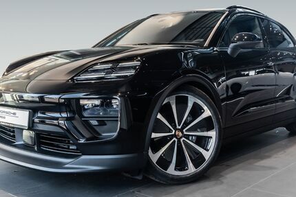 Porsche Macan 9.900 km 89.858 € Leipzig 04356