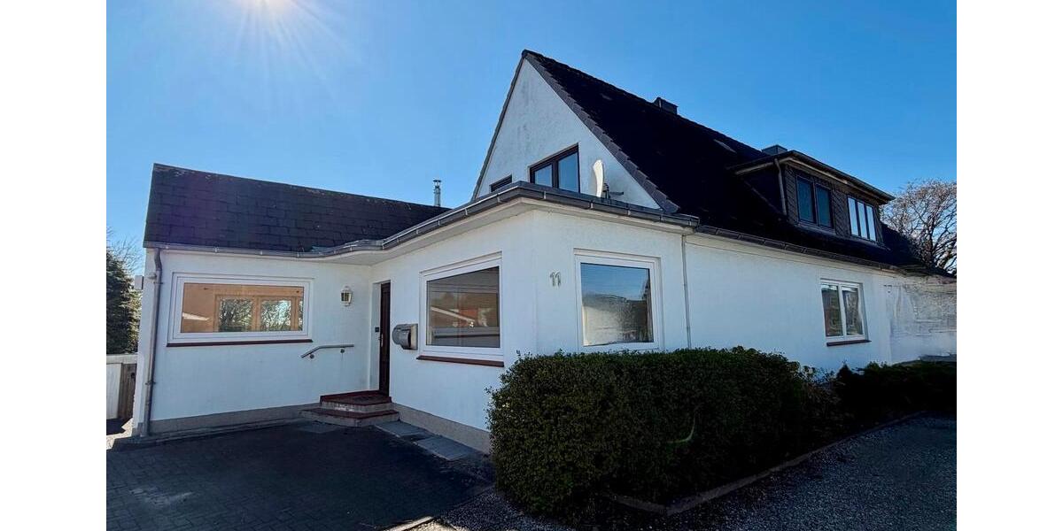 Doppelhaushälfte Sörup - 7.5 Zimmer, 217 m&sup2;, 395.000&euro; | Angebot:26268101