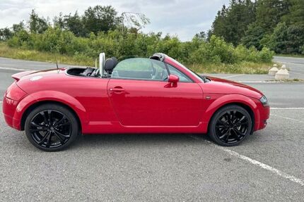 Audi TT 206.000 km 4.900 &euro; Winterberg 59955