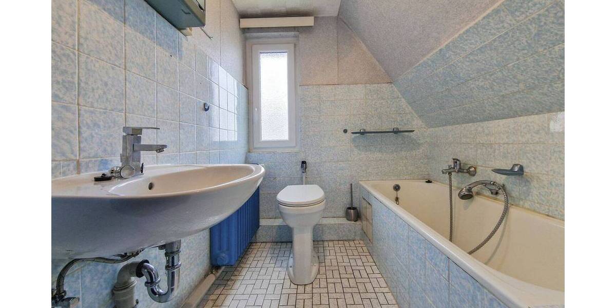 Einfamilienhaus Lehe - 4 Zimmer, 100 m&sup2;, 135.000&euro; | Angebot:26202143