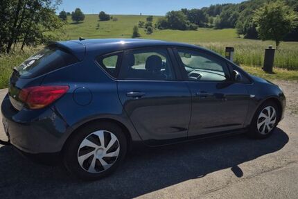 Opel Astra 146.500 km 3.900 &euro; Nidda 63667