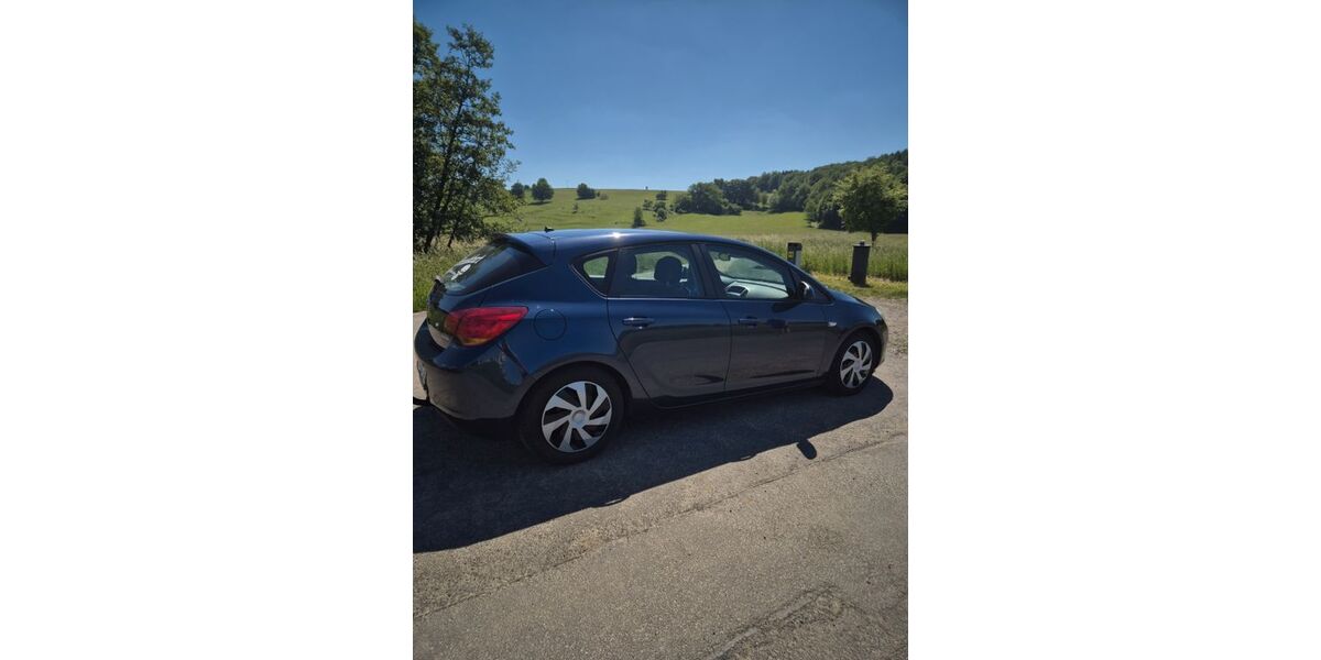 Opel Astra 146.500 km 3.900 &euro; Nidda 63667