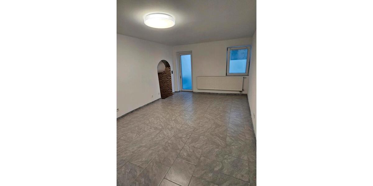 Etagenwohnung Anröchte - 1 Zimmer, 60 m&sup2;, 700&euro; | Angebot:26223521