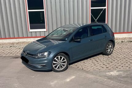 VW Golf 102.000 km 14.490 &euro; Bad Mergentheim 97980
