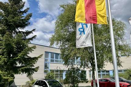 Halle in Luckenwalde 1.890.000 € 2497 m² zimmer