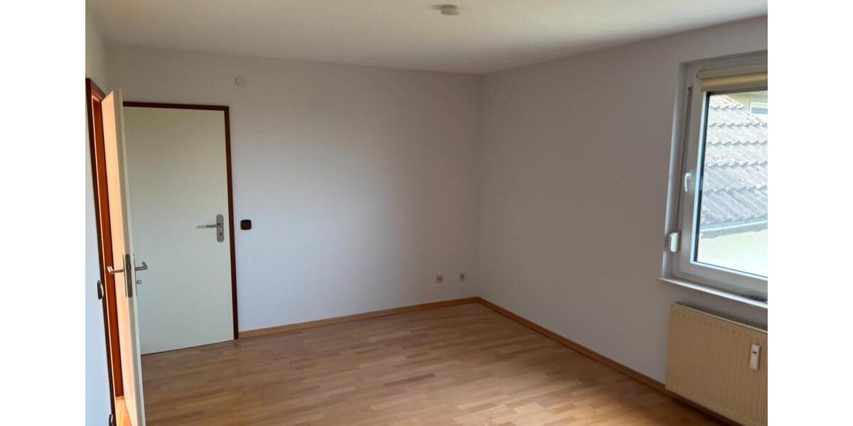 Dachgeschoßwohnung Wolfsburg Detmerode - 2.5 Zimmer, 74 m&sup2;, 635&euro; | Angebot:26679205