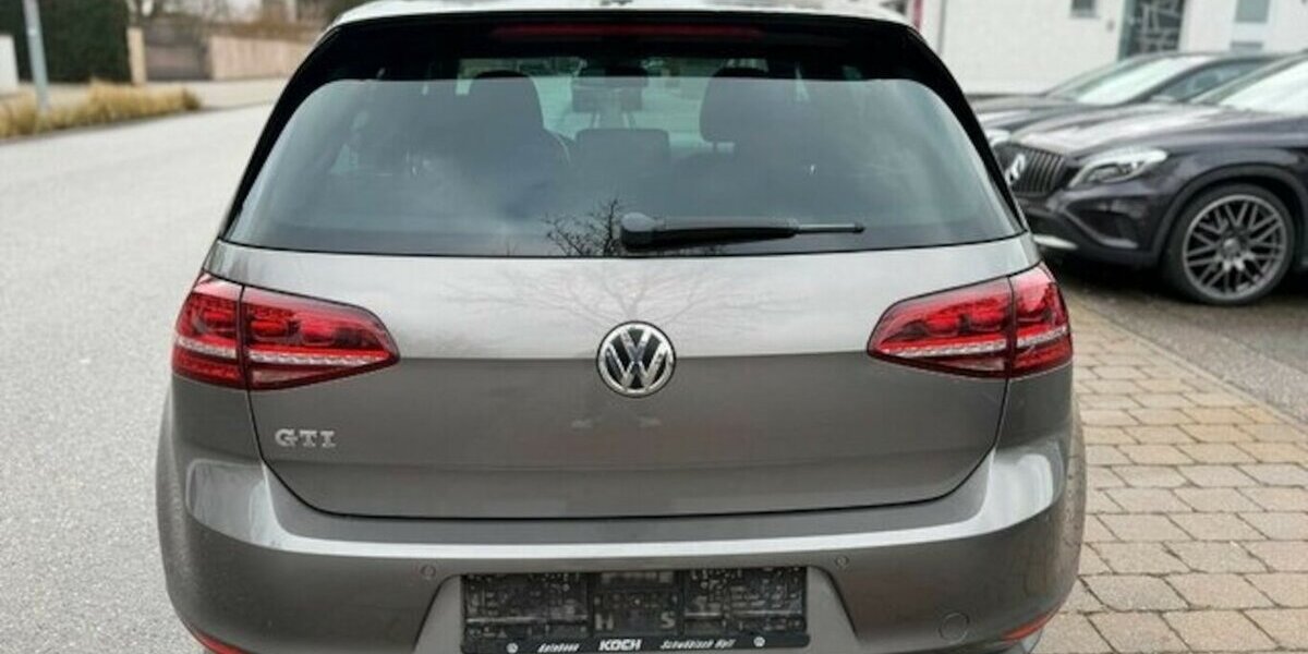 VW Golf VII Lim. GTI BMT Kamera ABT 300 PS 198.000 km 12.990 &euro; Neckarsulm 74172