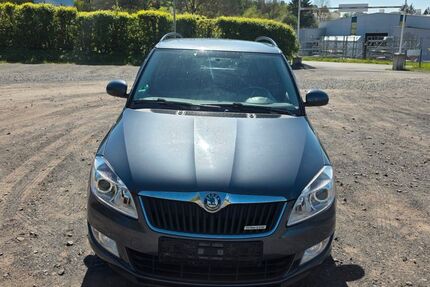 Skoda Fabia 239.000 km 2.700 &euro; Gedern 63688