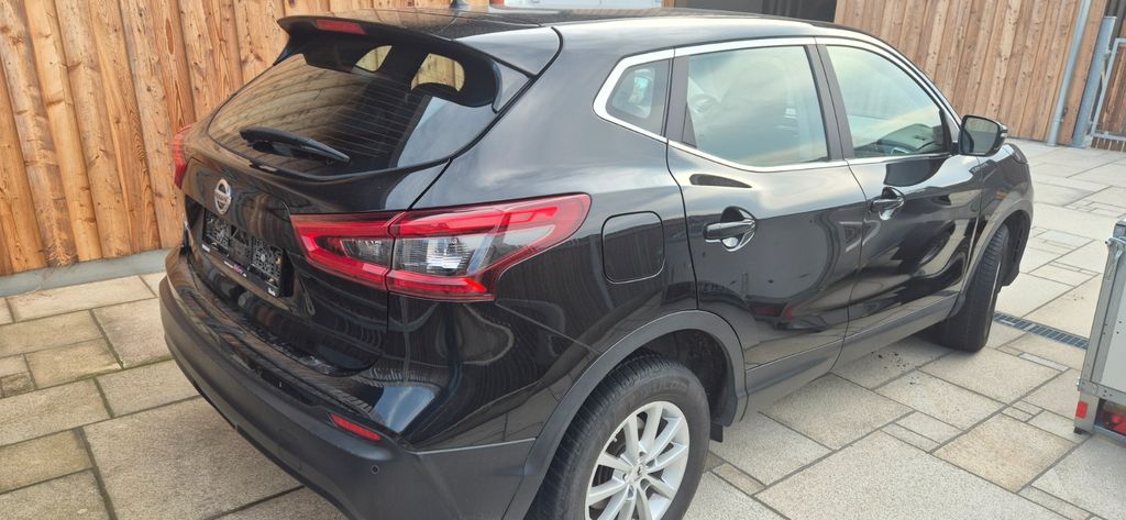 Nissan Qashqai 88.300 km 13.200 &euro; Fürstenzell 94081