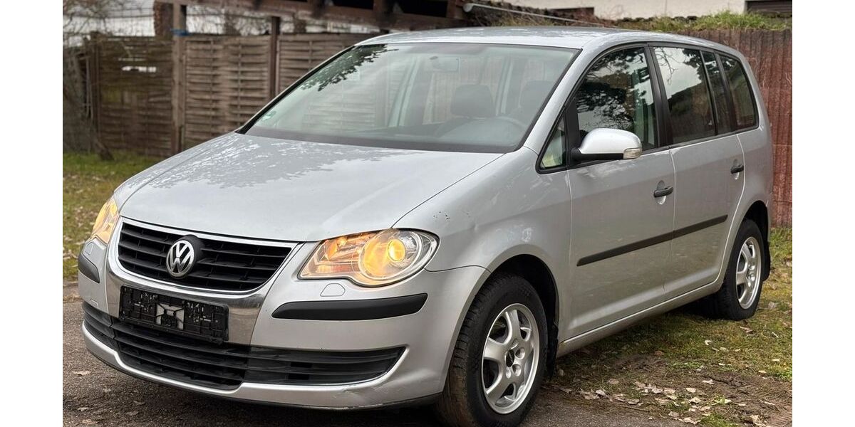 VW Touran 270.909 km 2.000 &euro; Lampertheim 68623