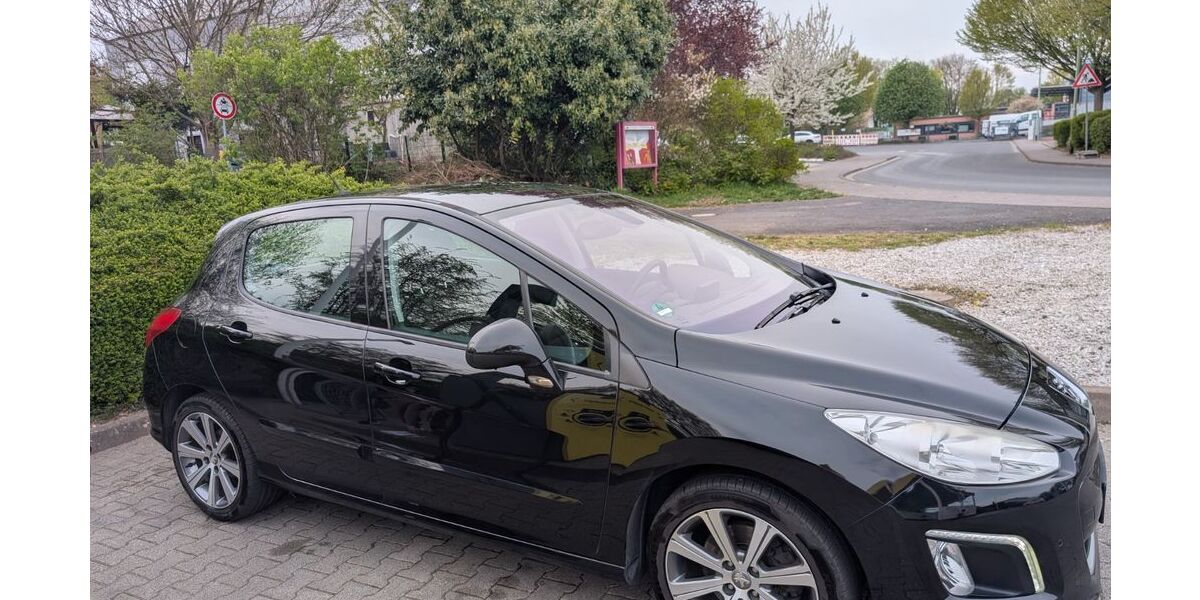 Peugeot 308 176.000 km 3.600 &euro; Lollar 35457