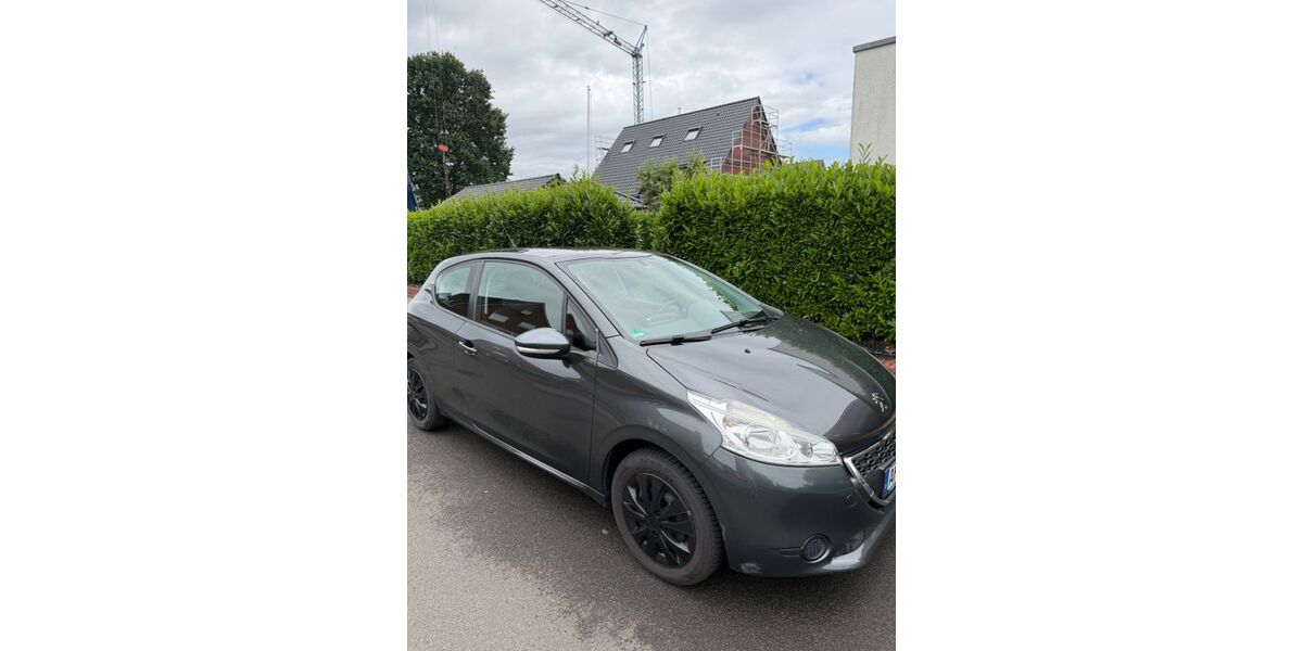 Peugeot 208 168.254 km 4.200 &euro; Ahaus 48683