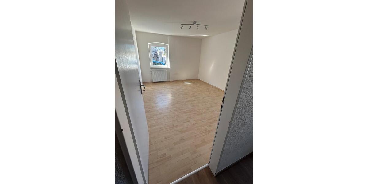 Erdgeschoßwohnung Freyung - 2.5 Zimmer, 67 m&sup2;, 700&euro; | Angebot:26398686