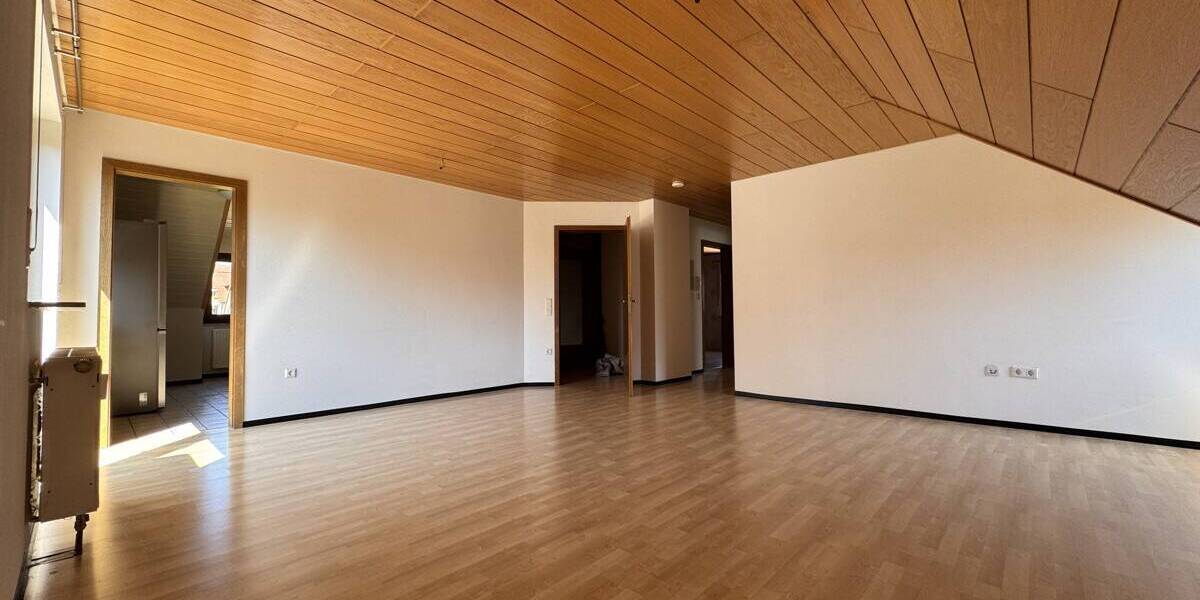 Etagenwohnung Crailsheim - 4 Zimmer, 93 m&sup2;, 800&euro; | Angebot:26694543
