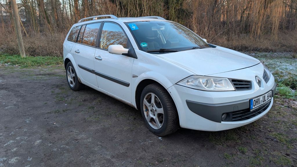 Renault Megane 221.000 km 1.300 &euro; Birkenwerder 16547