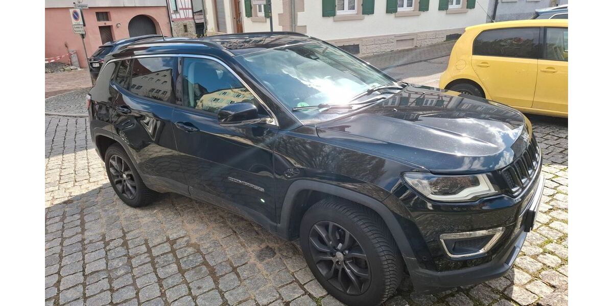 Jeep Compass 75.000 km 15.400 &euro; Welzheim 73642