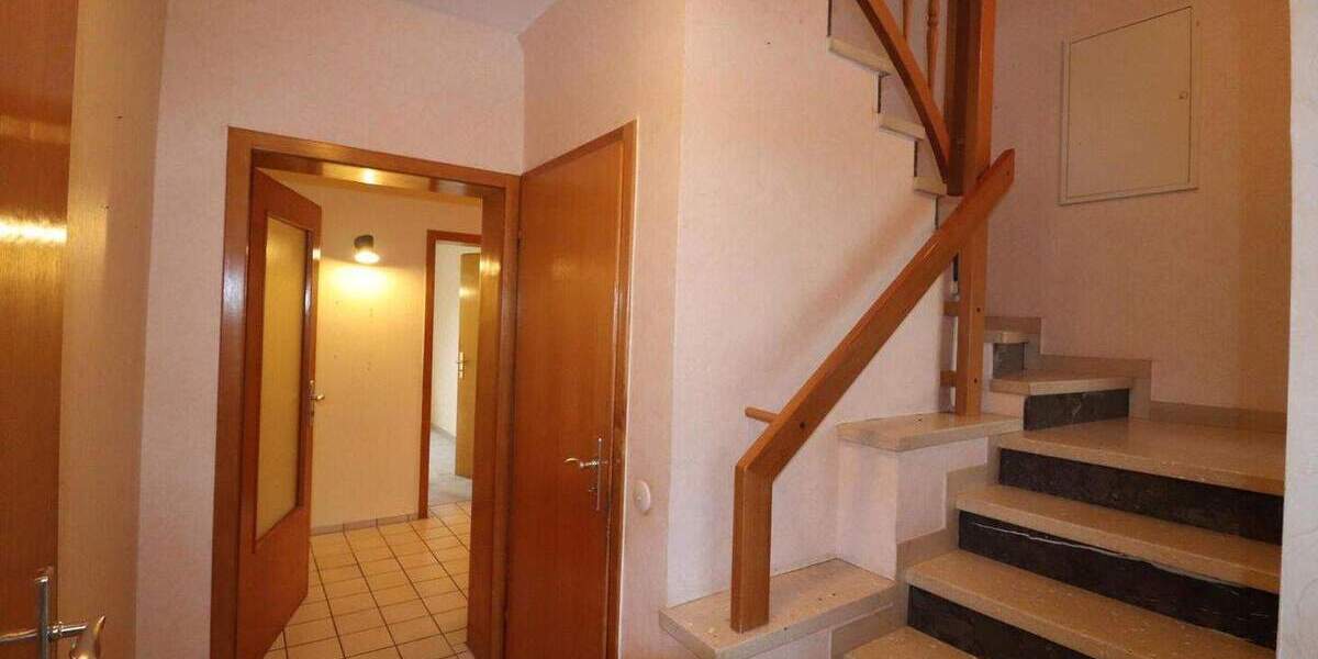 Mehrfamilienhaus, Wohnhaus Wettenberg Wißmar - 9 Zimmer, 235 m&sup2;, 539.000&euro; | Angebot:25682695