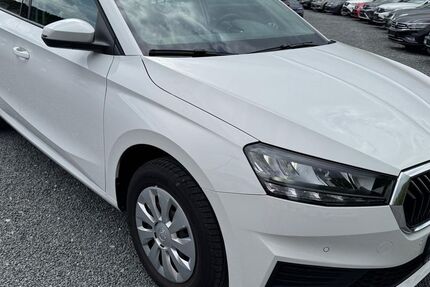 Skoda Fabia 44.592 km 11.489 &euro; Boxberg 97944