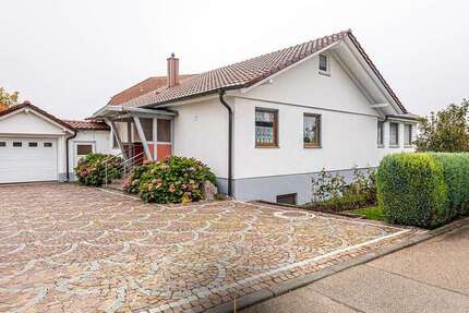 Haus Königsfeld im Schwarzwald - 6 Zimmer, 187 m&sup2;, 354.000&euro; | Angebot:23163316
