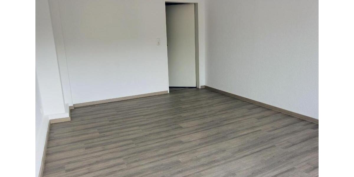 Einfamilienhaus Wilhelmshaven Altengroden - 3 Zimmer, 100 m&sup2;, 900&euro; | Angebot:26393116