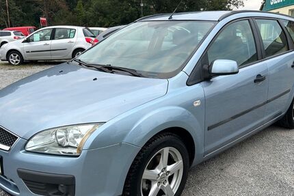 Ford Focus 160.000 km 3.750 € Großdubrau/Zschillichau 02694