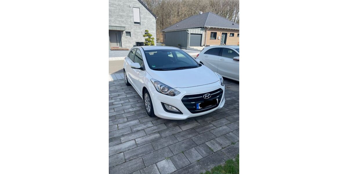 Hyundai i30 115.500 km 8.600 &euro; Ramstein-Miesenbach 66877