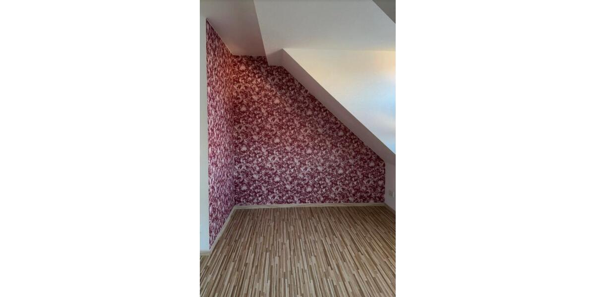 Dachgeschoßwohnung Harsewinkel - 4 Zimmer, 120 m&sup2;, 900&euro; | Angebot:26679368
