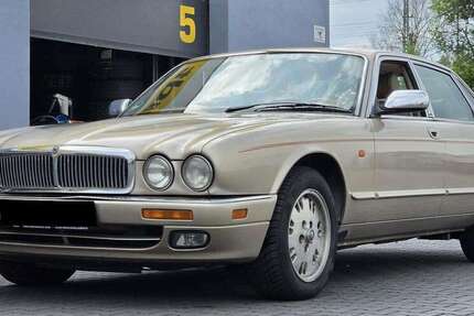 Jaguar XJ6 210.000 km 9.997 &euro; Darmstadt 64293