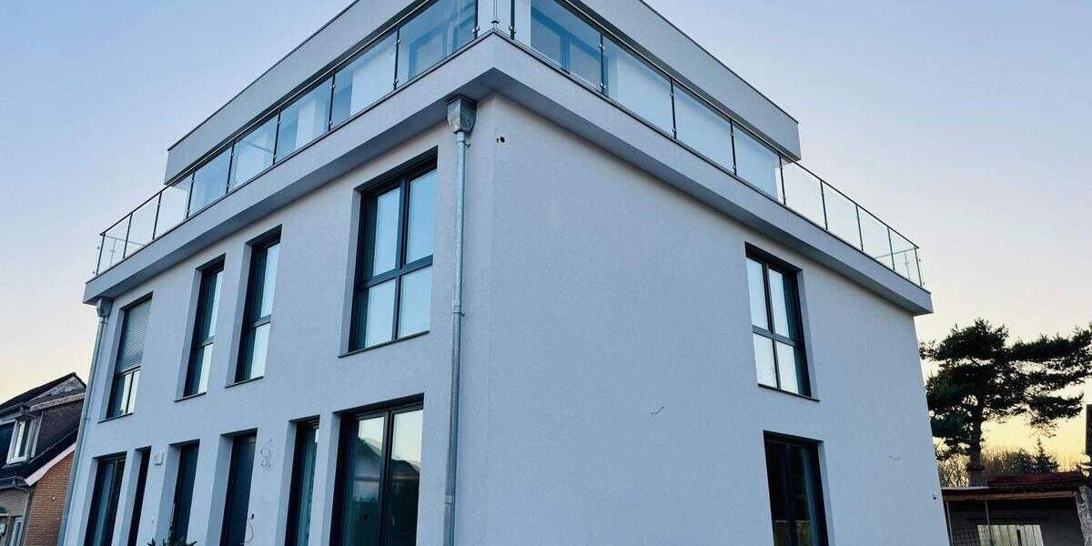 Wohnen mit Stil & Aussicht - Sofort einziehen: Doppelhaushälfte mit Penthouse-Feeling! 8 zimmer