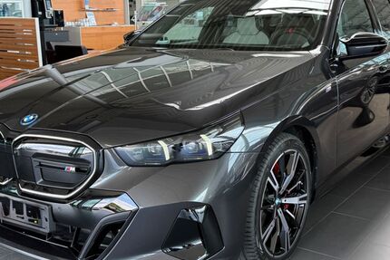 BMW i5 22.000 km 78.100 &euro; Offenbach am Main 63067