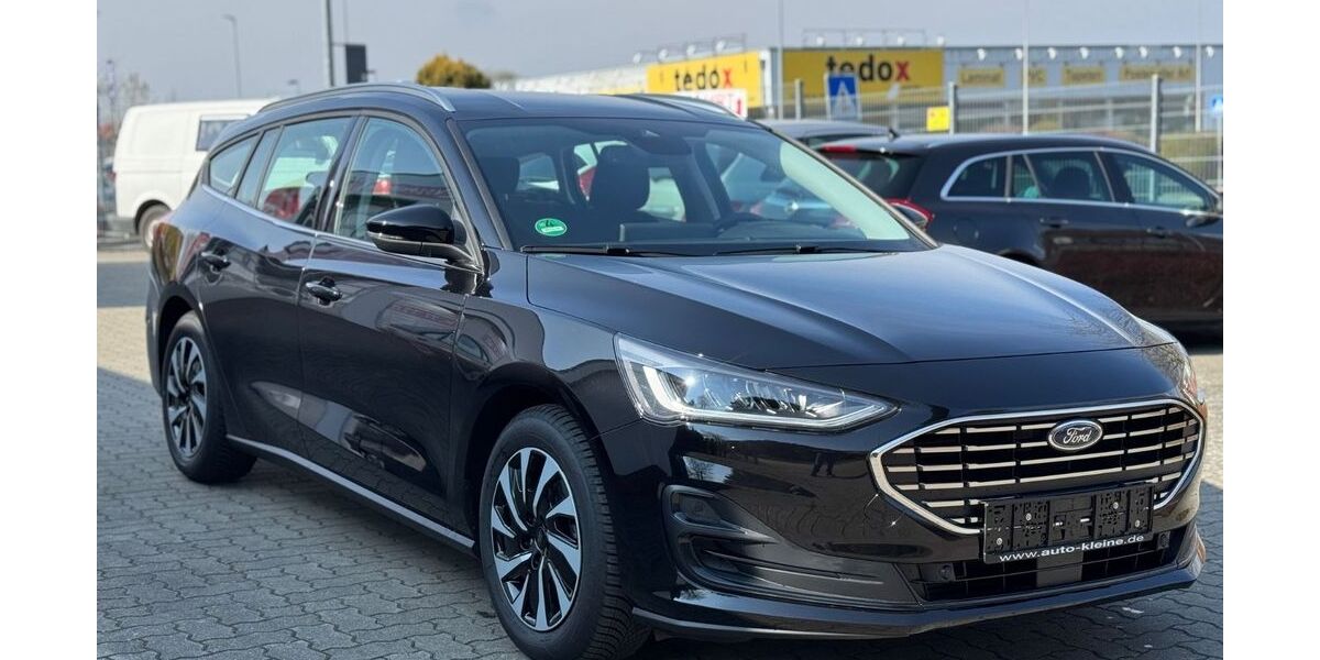Ford Focus 4.600 km 20.900 &euro; Stade 21682