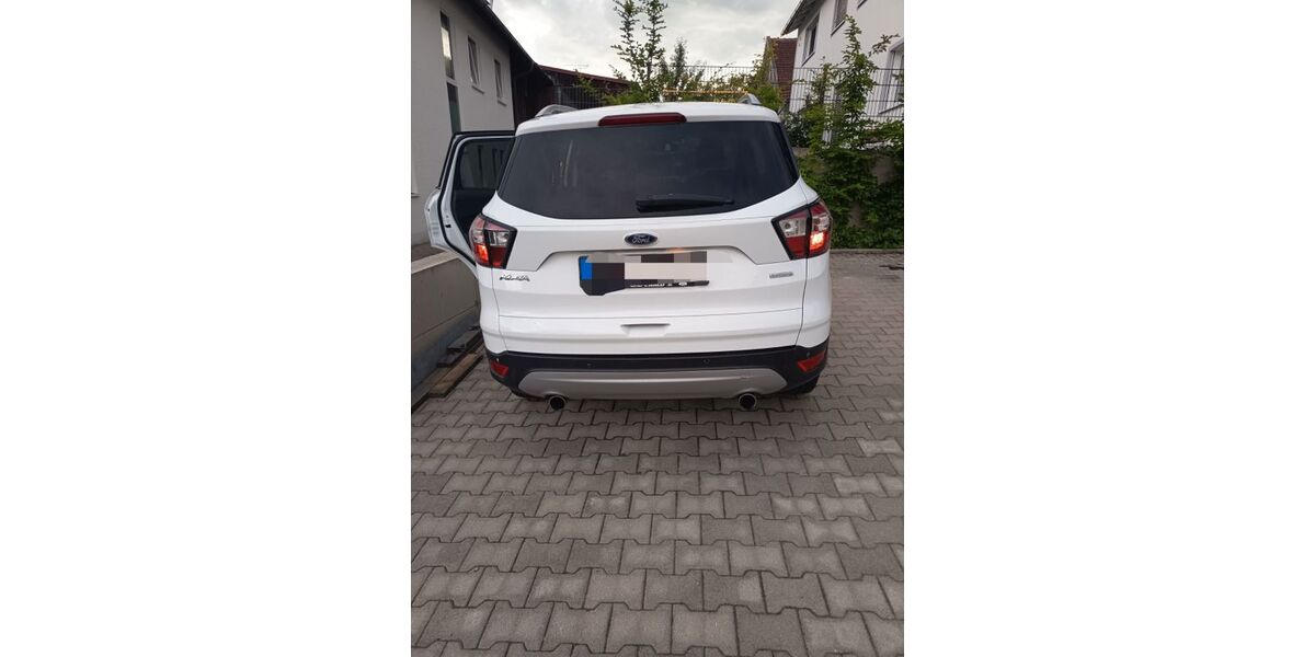 Ford Kuga 167.000 km 10.500 &euro; Kirchdorf 85414