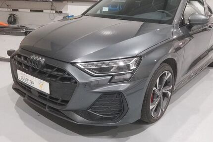 Audi A3 4.100 km 39.999 &euro; Sachsenkam / Bad Tölz 83679