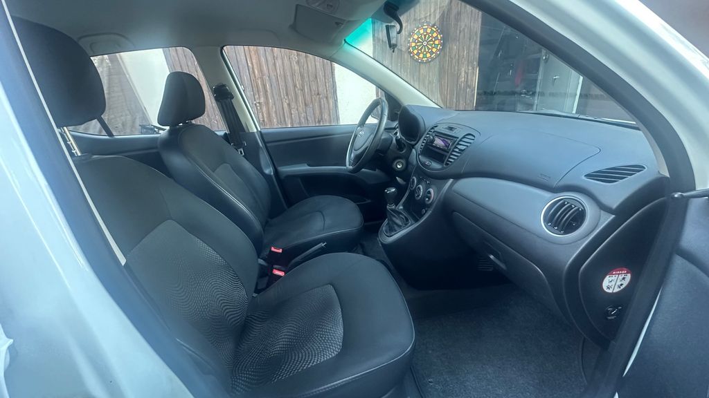 Hyundai i10 100.000 km 3.290 &euro; Dachau 85221